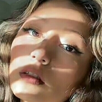Champgnekisss Çıplak