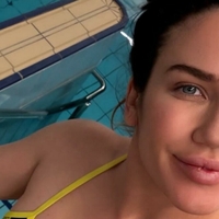Charlotte Caslick Çıplak