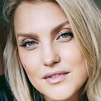 Charlotte Ellen Price Çıplak