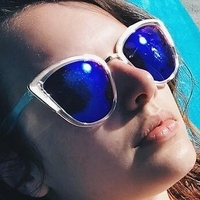 Cherry Wallis Çıplak