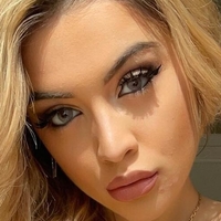Chiara Nikolli Çıplak