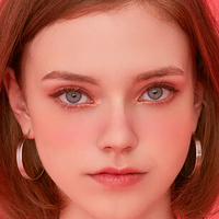 Chloe Chuu Çıplak