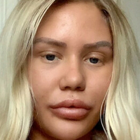 Chloe Niemela Wells Çıplak