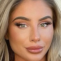 Chloe Streatfield Çıplak
