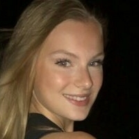 Chloe Vialaret Çıplak