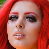 Chloee Suicide Çıplak