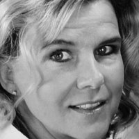 Christiane Heinrich Çıplak