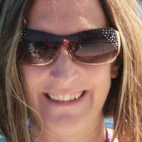 Christina Holsinger Çıplak