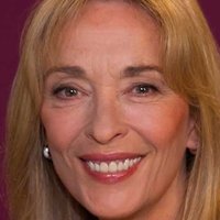 Christine Reinhart Çıplak