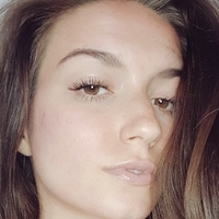 Cjella Çıplak