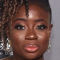 Clara Amfo Çıplak