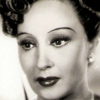 Clara Calamai Çıplak