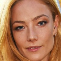 Clara Paget Çıplak