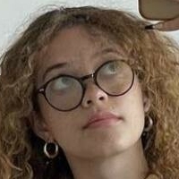 clara.west Çıplak