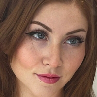 Clementineskye Çıplak