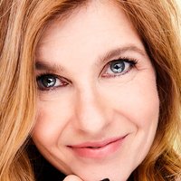 Connie Britton Çıplak
