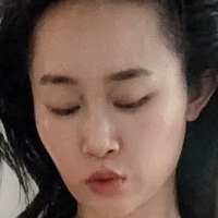 Connie Han Çıplak