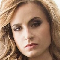 Corinna Münzhuber Çıplak