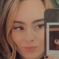 courtneyriverss Çıplak