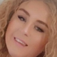 Curvy Abbii Çıplak