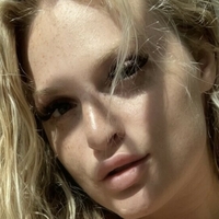 Daisy Delacroix Çıplak