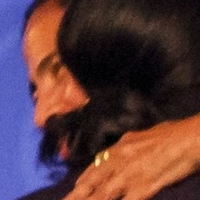 Dame Priti Patel MP Çıplak