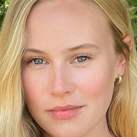 Danika Yarosh Çıplak