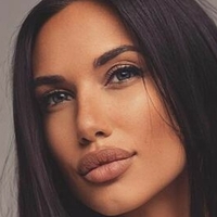 Deana Yordanova Çıplak