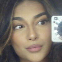 Deena Uddin Çıplak
