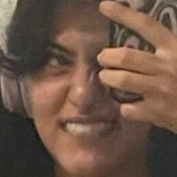 Denna Hadipour Çıplak