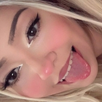 dezzywaifuu Çıplak