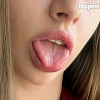 di_hot_1 Çıplak
