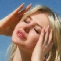 Diana Aster Çıplak