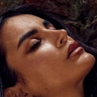 Diana Dobrea Çıplak