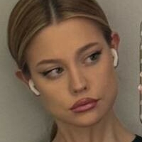 Dilara Zinatullina Çıplak