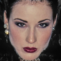 Dita Von Tease Çıplak