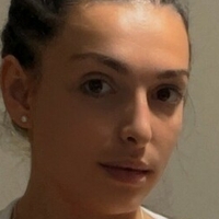 Donici Adriana Çıplak