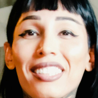 Eden Raynes Çıplak