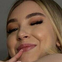 egirlclara Çıplak