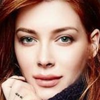 Elena Satine Çıplak