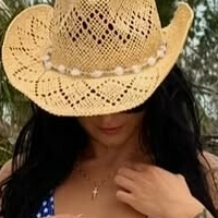 Eliana Jade Çıplak