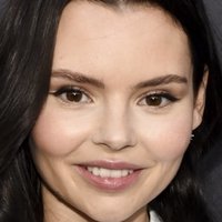 Eline Powell Çıplak