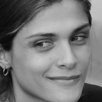 Elisa Sednaoui Çıplak