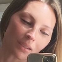 Eliza Eden Çıplak