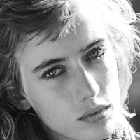 Eliza Sys Çıplak