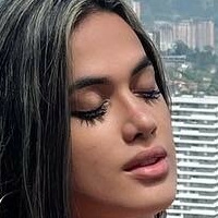 Elizabeth Guisao Çıplak