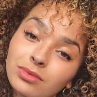 Ella Eyre Çıplak