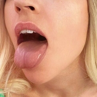 Ella Petite Çıplak