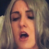 ellabarnett Çıplak