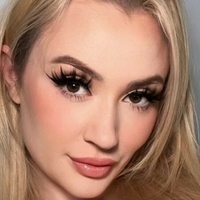 Emilee Raye Çıplak
